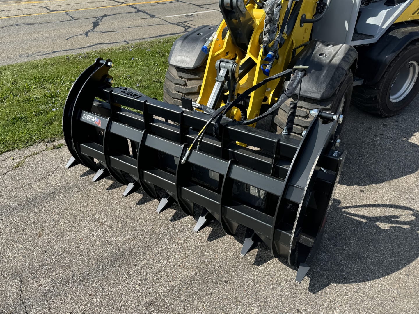 72in Storm Rake Grapple 1440x1080